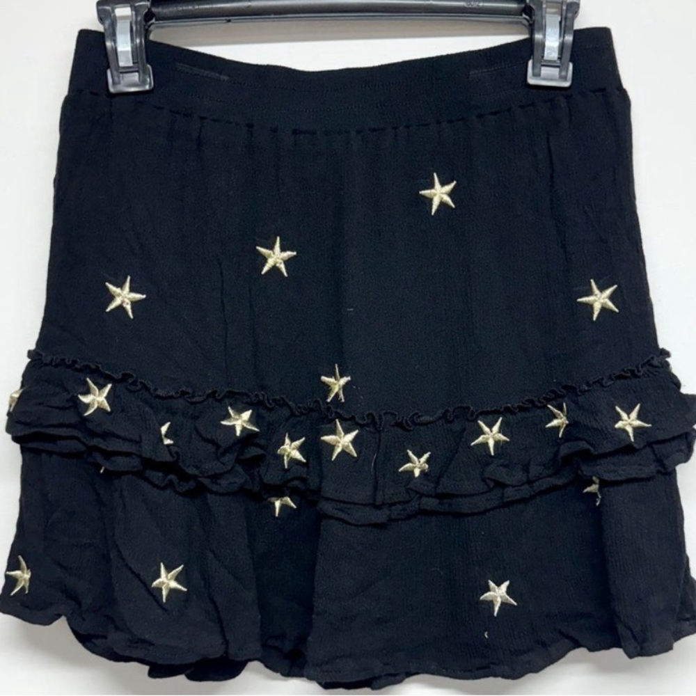 Storia Black mini Skirt Gold Stars Ruffles Tiered Pull On Size Small VACATION